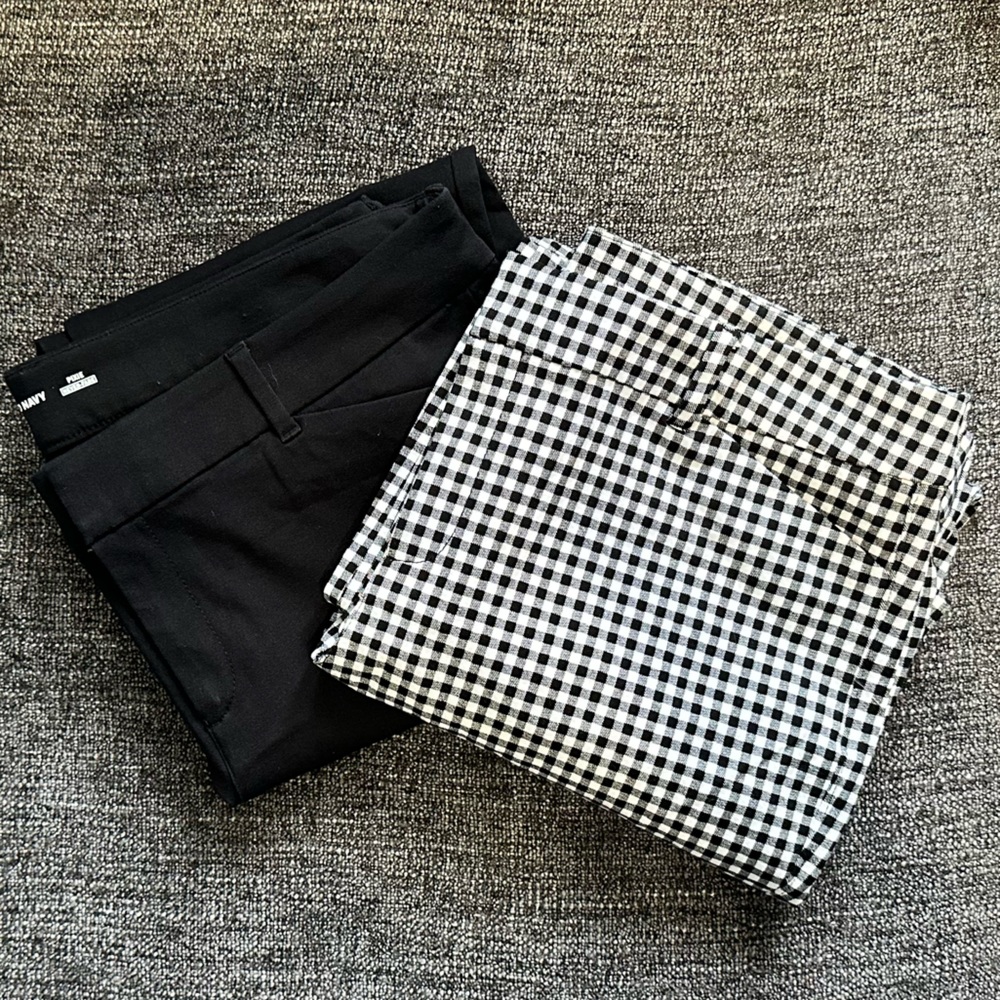 Bundle of women’s dress pants